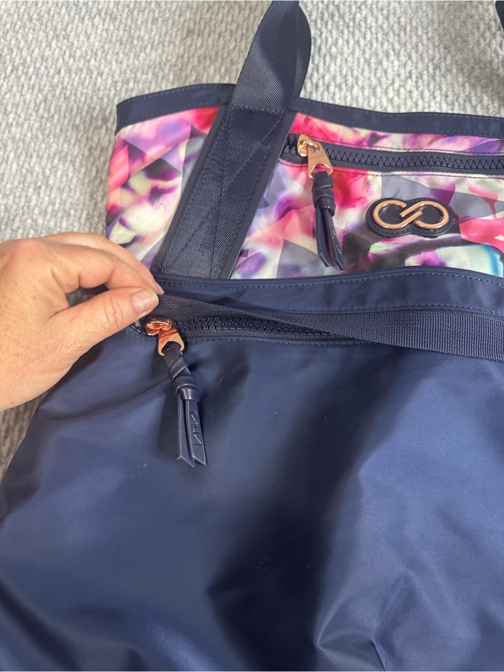 Calia By Carrie Underwood Tote / Travel Nylon Navy Blue - Picture 4 of 12